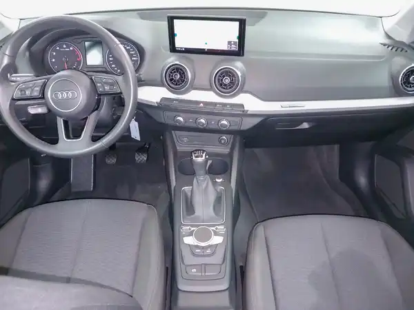 AUDI Q2 (10/17)