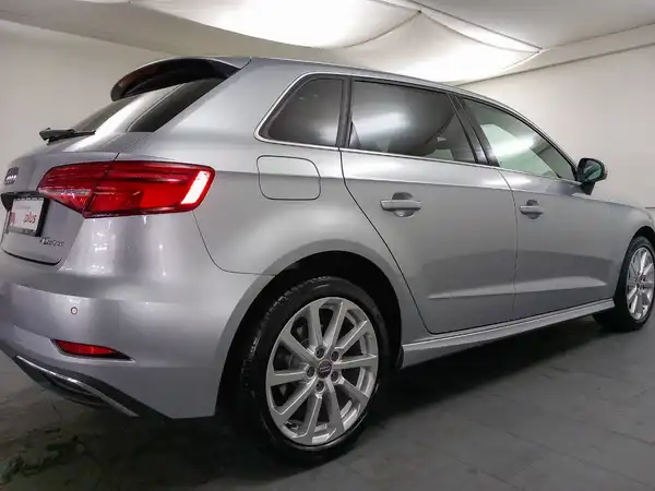 AUDI A3 SPORTBACK (13/18)