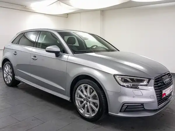 AUDI A3 SPORTBACK (4/18)