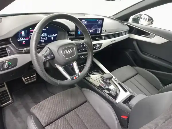 AUDI A4 AVANT (9/21)