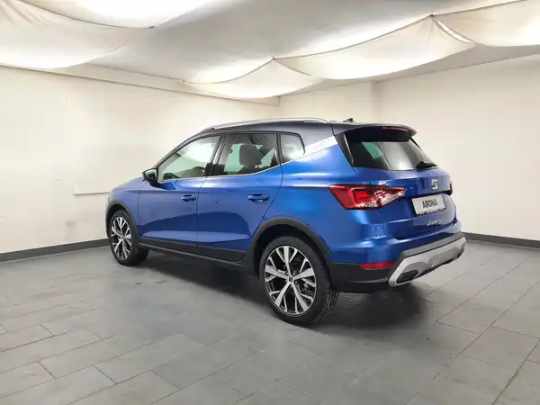 SEAT ARONA (4/17)