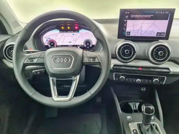 AUDI Q2 (12/18)