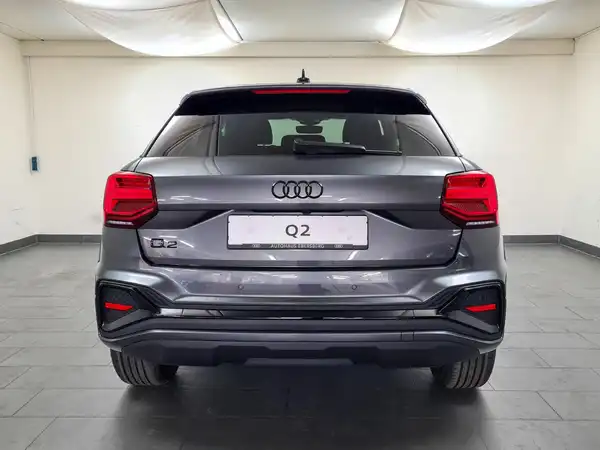 AUDI Q2 (6/18)