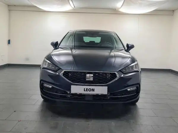 SEAT LEON (1/15)