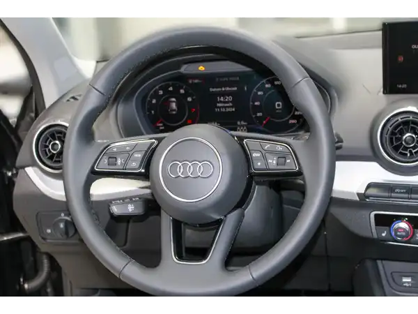 AUDI Q2 (10/18)