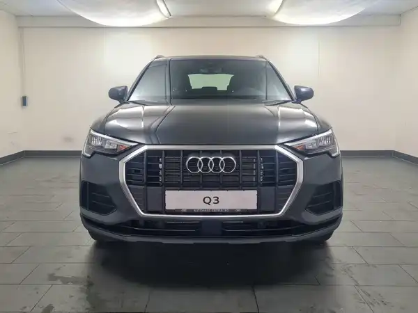 AUDI Q3 (3/18)