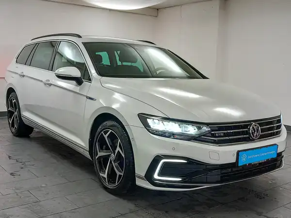 VW PASSAT VARIANT (4/24)