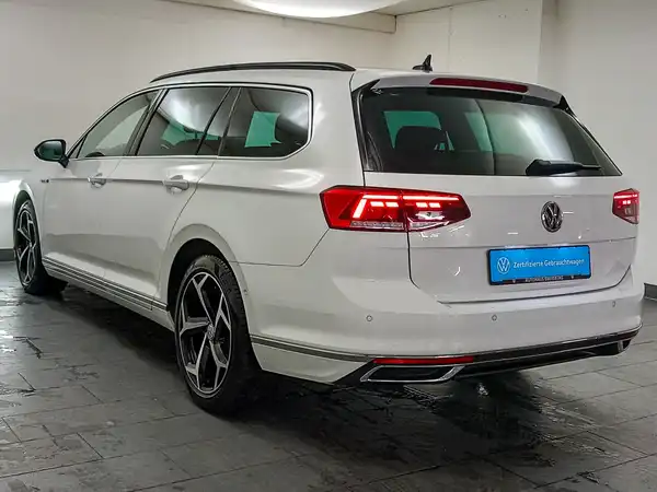 VW PASSAT VARIANT (5/24)