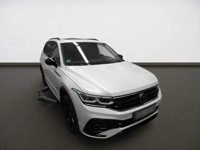 VW TIGUAN ALLSPACE (1/7)