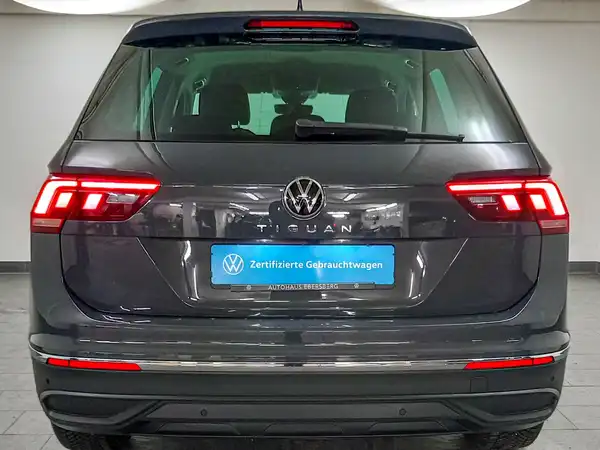 VW TIGUAN (6/7)