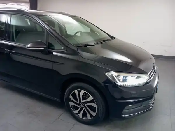 VW TOURAN (14/15)