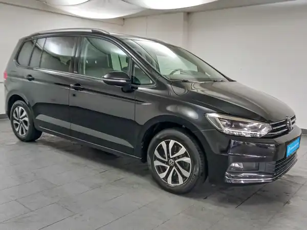 VW TOURAN (4/15)