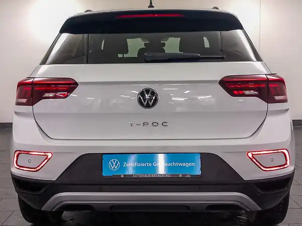 VW T-ROC (6/17)