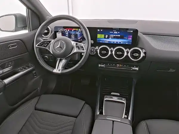 MERCEDES-BENZ B 180 (7/10)