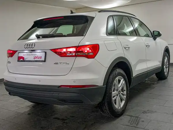 AUDI Q3 (7/20)