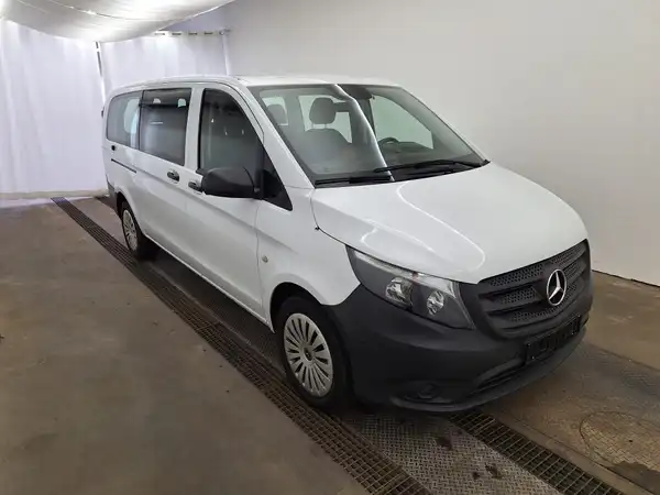 MERCEDES-BENZ VITO (22/30)