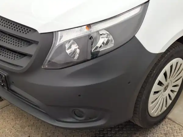 MERCEDES-BENZ VITO (24/30)