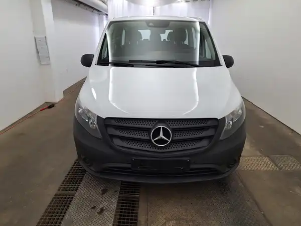 MERCEDES-BENZ VITO (25/30)