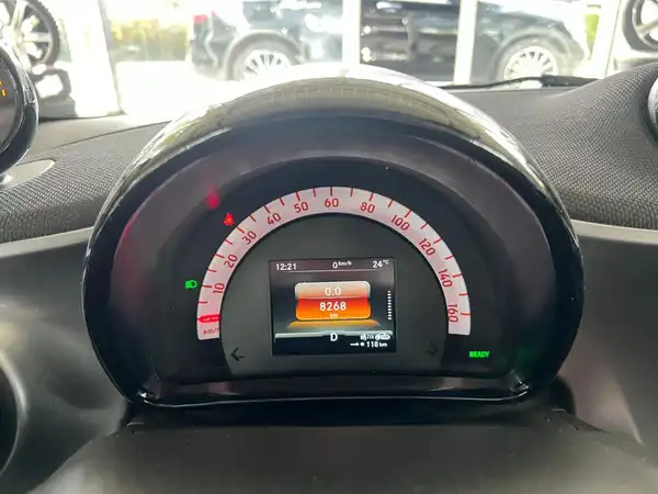 SMART FORTWO (18/21)