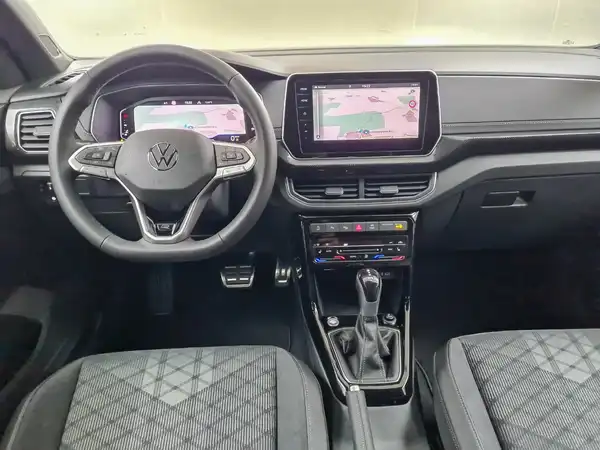 VW T-CROSS (12/18)