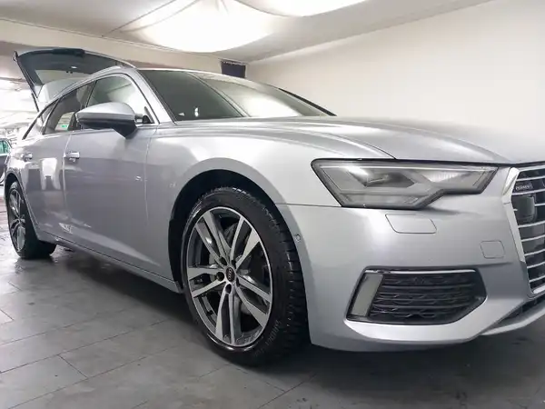 AUDI A6 AVANT (14/18)