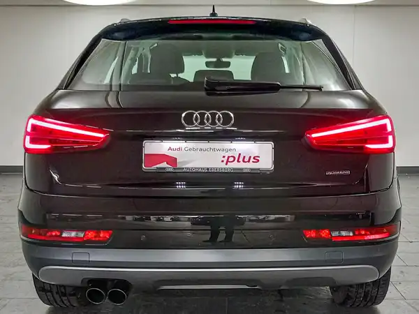 AUDI Q3 (6/20)