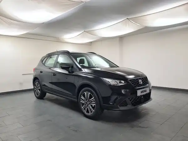 SEAT ARONA (3/17)