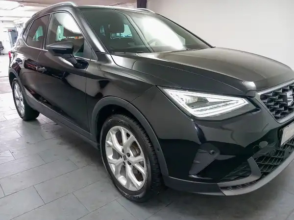 SEAT ARONA (16/17)