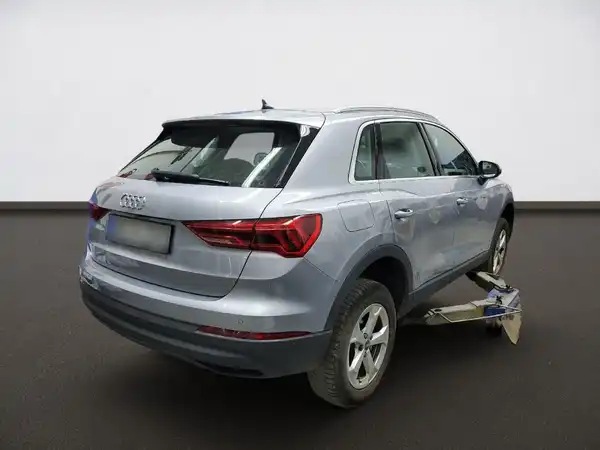 AUDI Q3 (3/5)