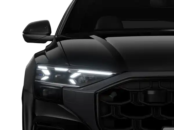 AUDI Q8 (8/8)