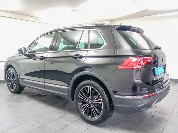 VW TIGUAN (5/17)