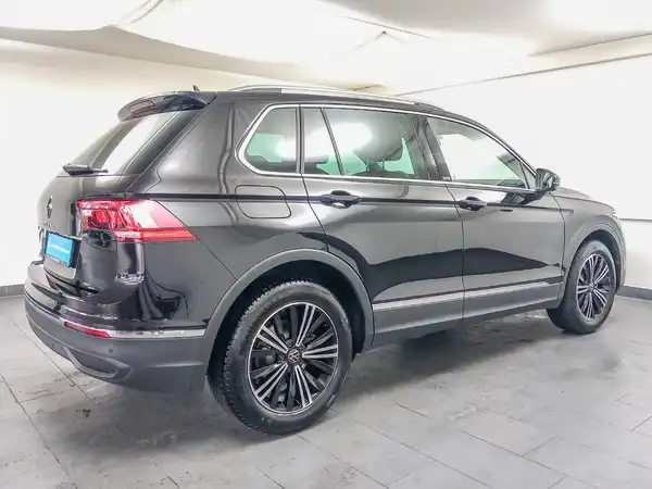 VW TIGUAN (7/17)