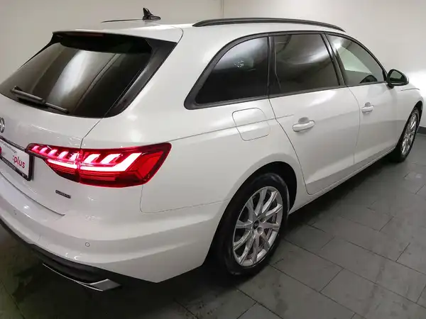 AUDI A4 AVANT (14/20)