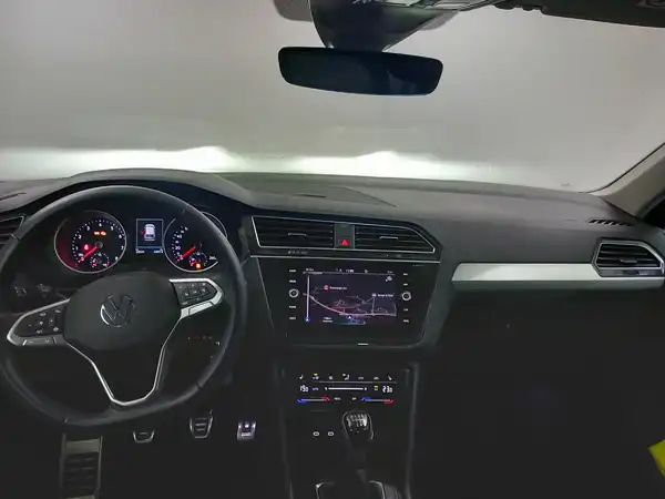 VW TIGUAN (10/19)