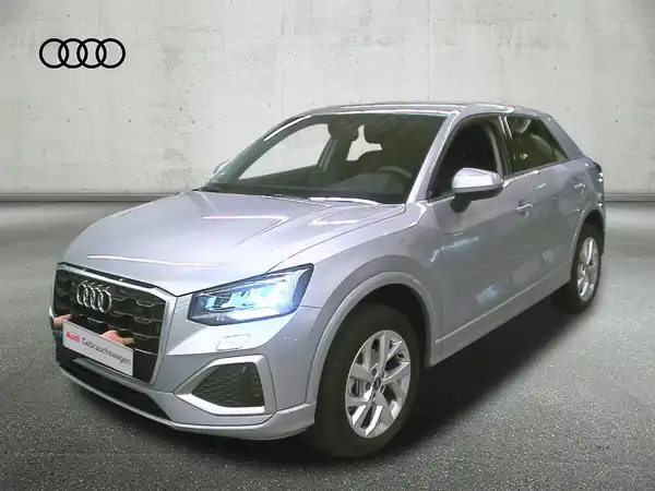 AUDI Q2 (1/5)