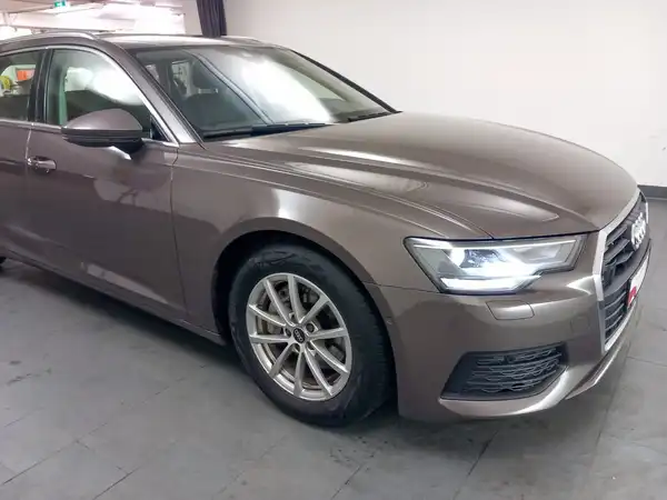 AUDI A6 AVANT (18/21)