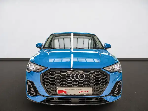 AUDI Q3 SPORTBACK (3/16)