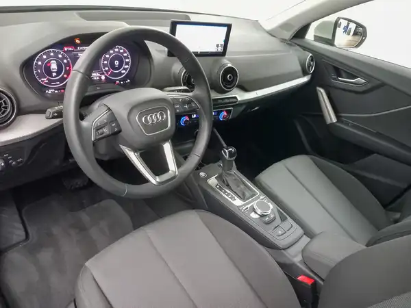 AUDI Q2 (9/21)