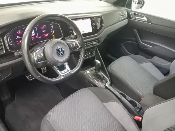 VW POLO (9/22)