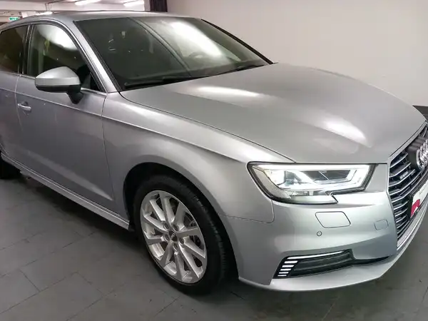 AUDI A3 SPORTBACK (14/16)