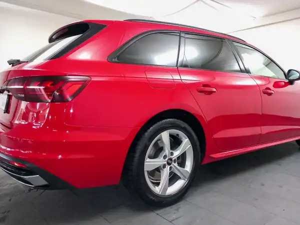 AUDI A4 AVANT (13/18)