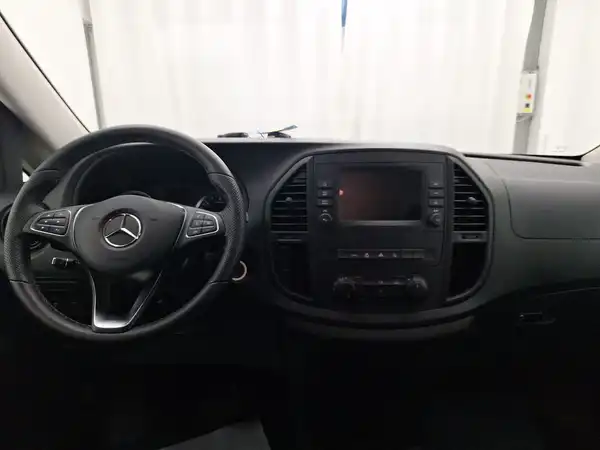 MERCEDES-BENZ VITO (11/15)