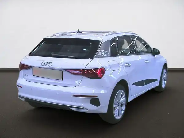 AUDI A3 SPORTBACK (3/5)