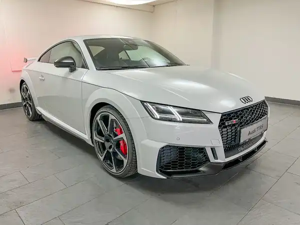 AUDI TT (4/23)