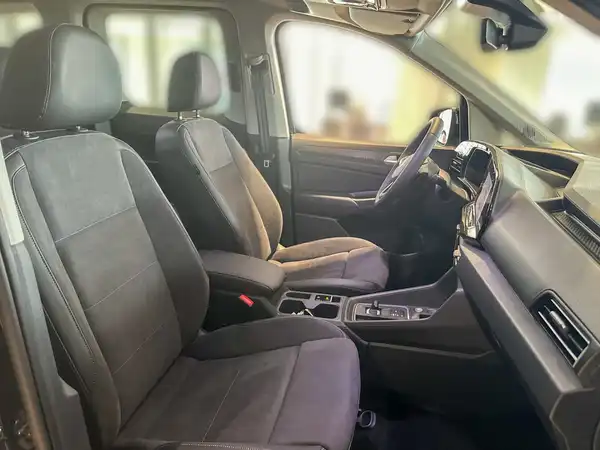 VW CADDY (16/19)