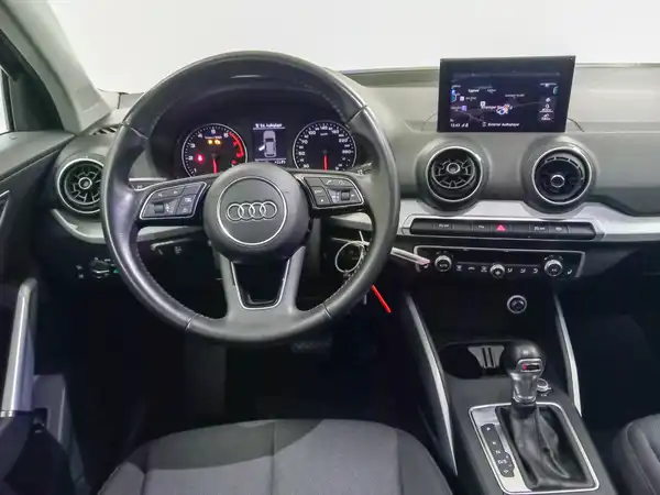 AUDI Q2 (13/22)