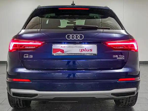 AUDI Q3 (6/24)