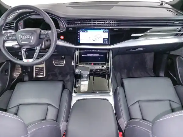 AUDI SQ8 (10/16)