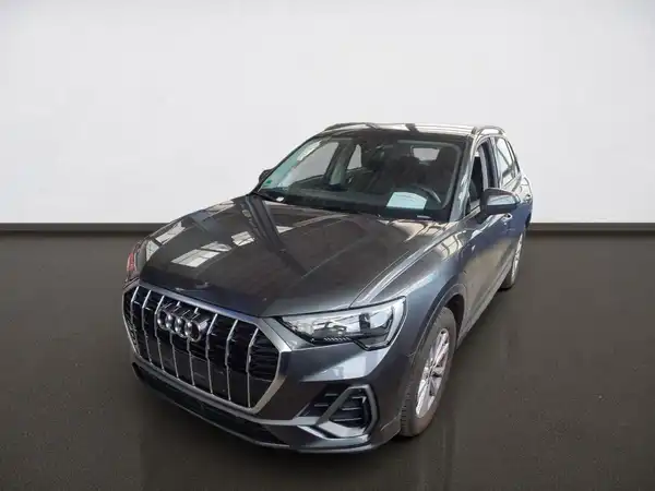 AUDI Q3 (1/7)