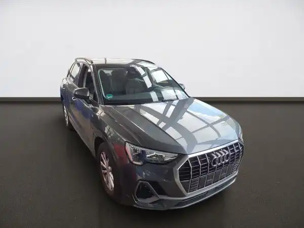 AUDI Q3 (3/7)